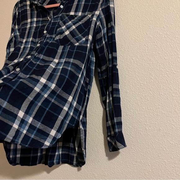 id : 23 Women’s Blue Plaid Flannel Button Up Cover Up Cardigan Size Medium - Picture 4 of 11